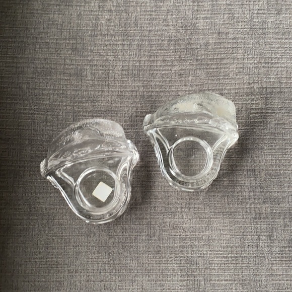 Pair retired PartyLite clear dolphin glass holders - Picture 4 of 9